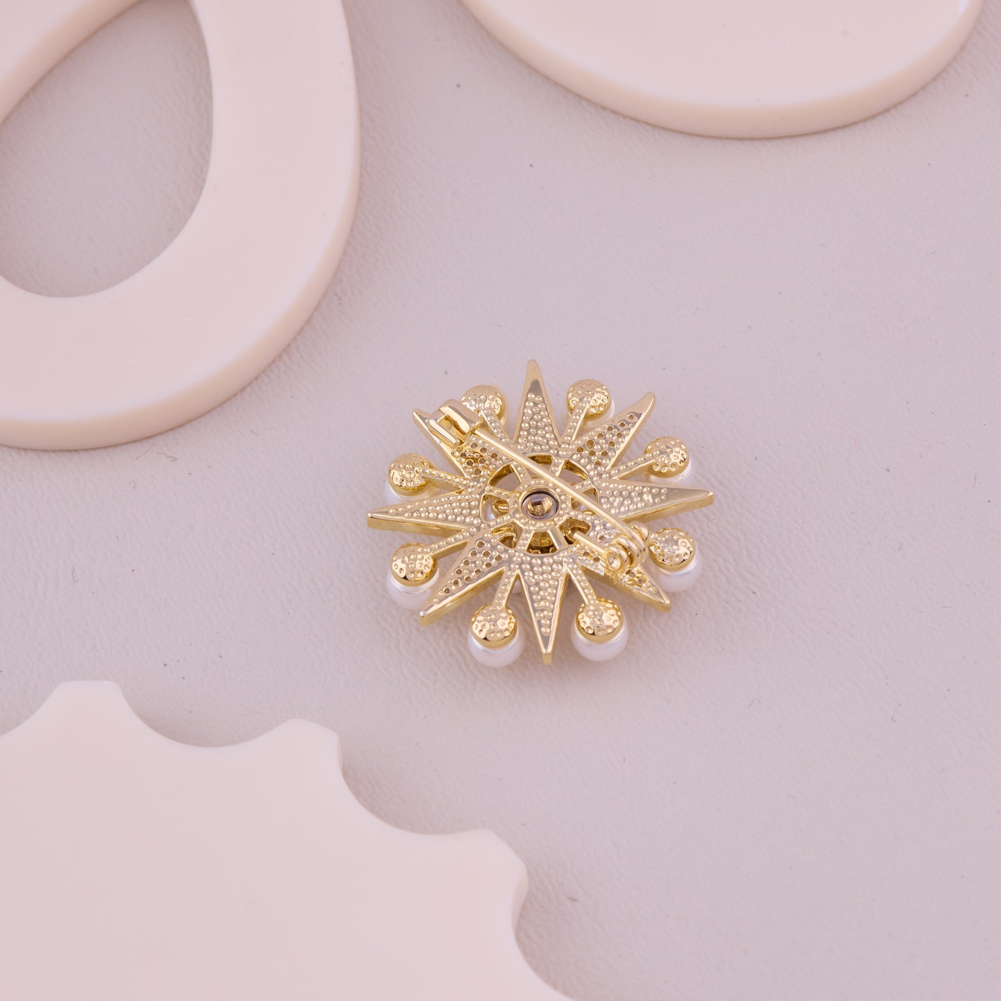 Pearl Starburst Crystal Brooch