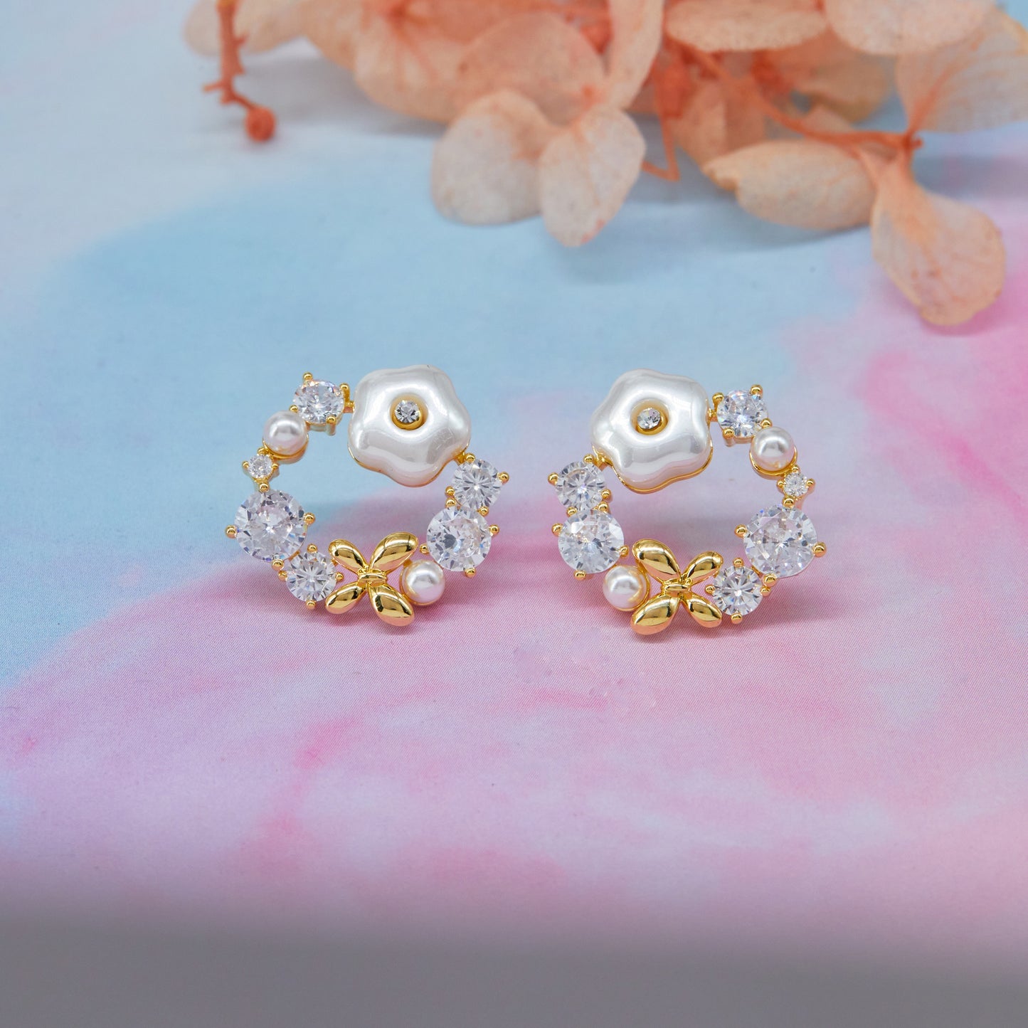Pearl & Diamond Earrings Classic Sophistication & Sparkle