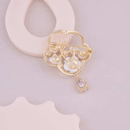 Pearl Flower Drop Brooch