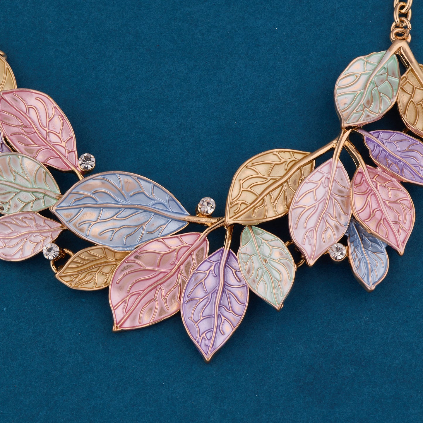 Floral Pendant Necklace & Earrings Set