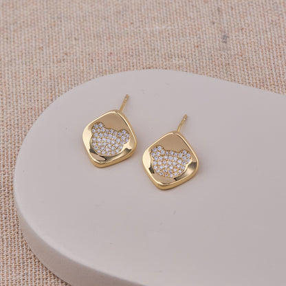 Timeless Golden Radiance Diamond Earrings