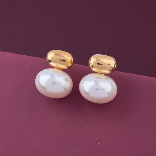 Sophisticated Pearl Earrings