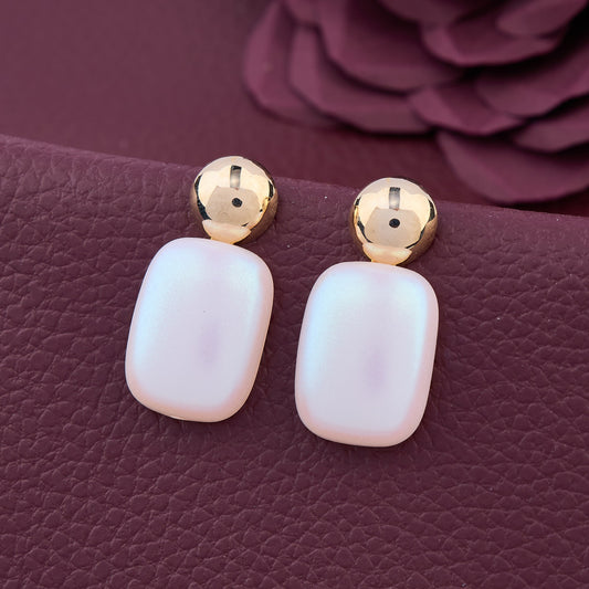 Elegant Earrings Showcasing Intricate Design