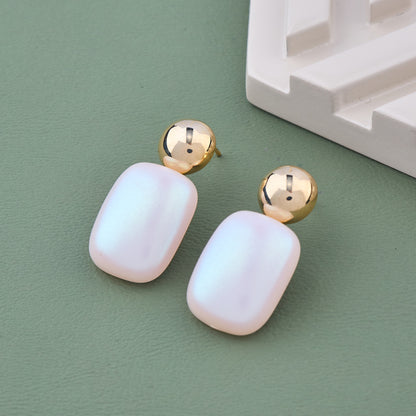 Elegant Earrings Showcasing Intricate Design