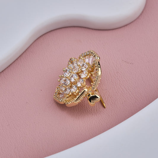 Sparkling Flower Pin