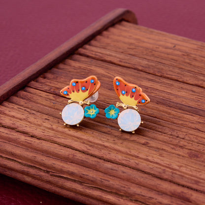 Elegant Earrings with Intricate Design