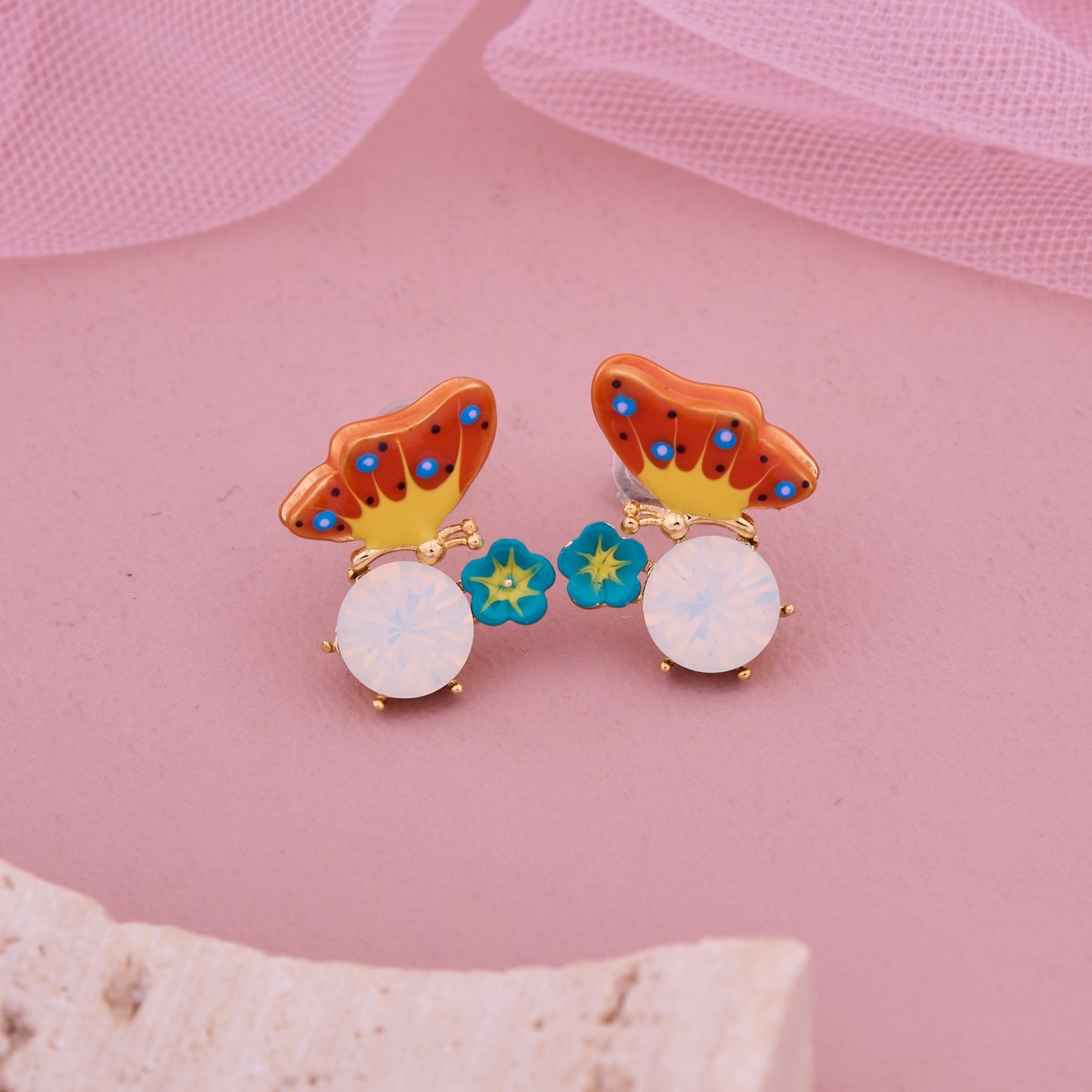 Elegant Earrings with Intricate Design