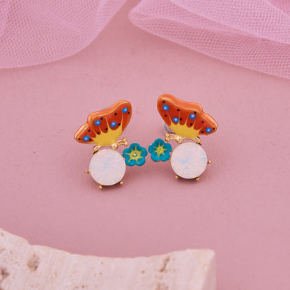 Elegant Earrings with Intricate Design