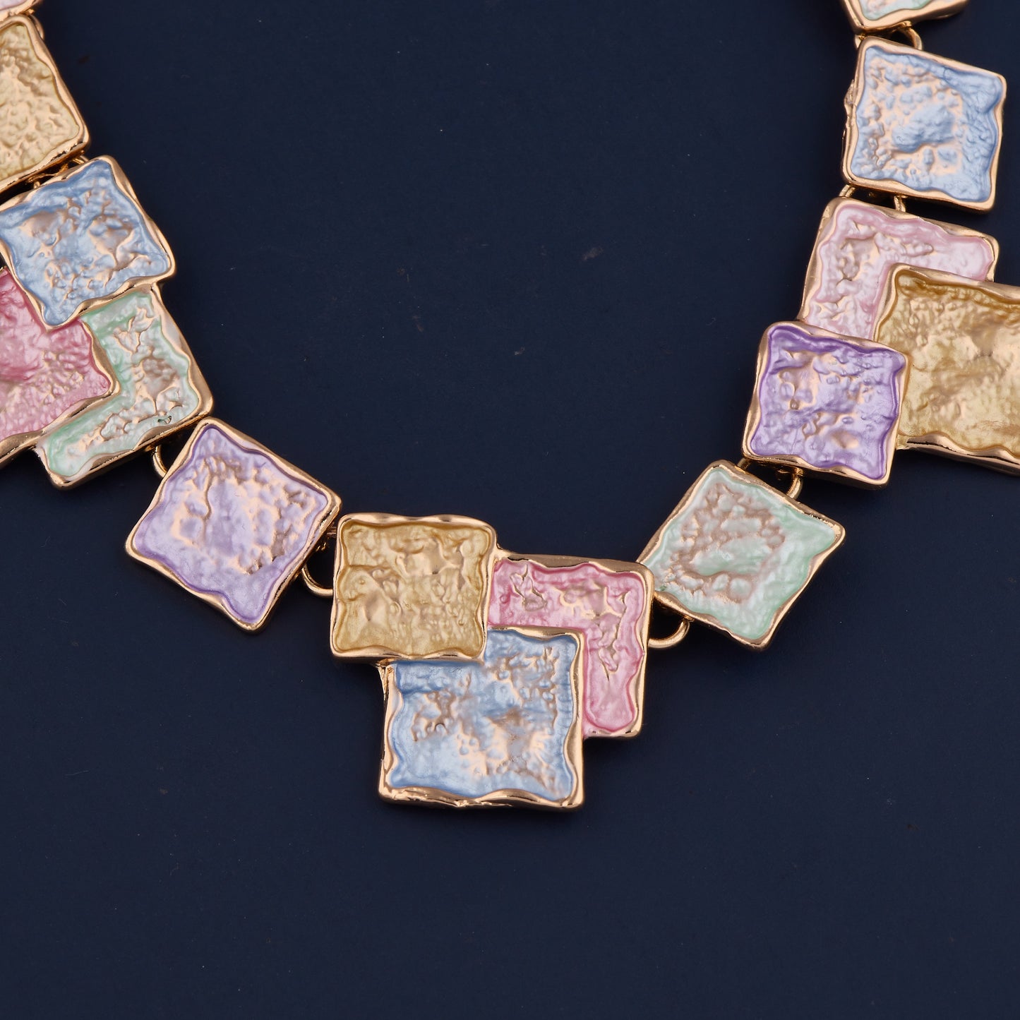 Stylish Necklace as a Fashion Statement