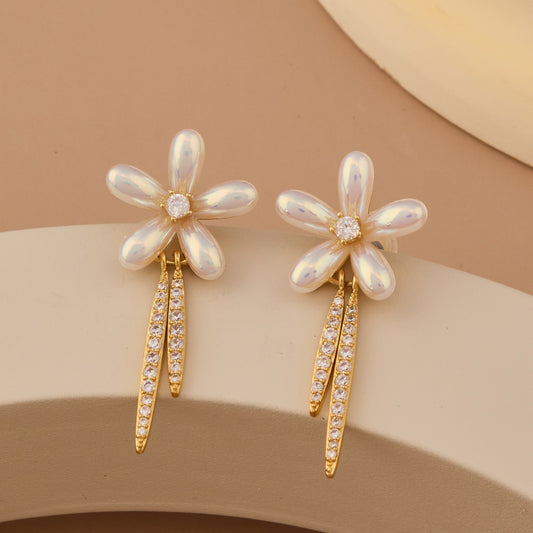 Floral Diamond & Pearl Earrings Elegant Craftsmanship
