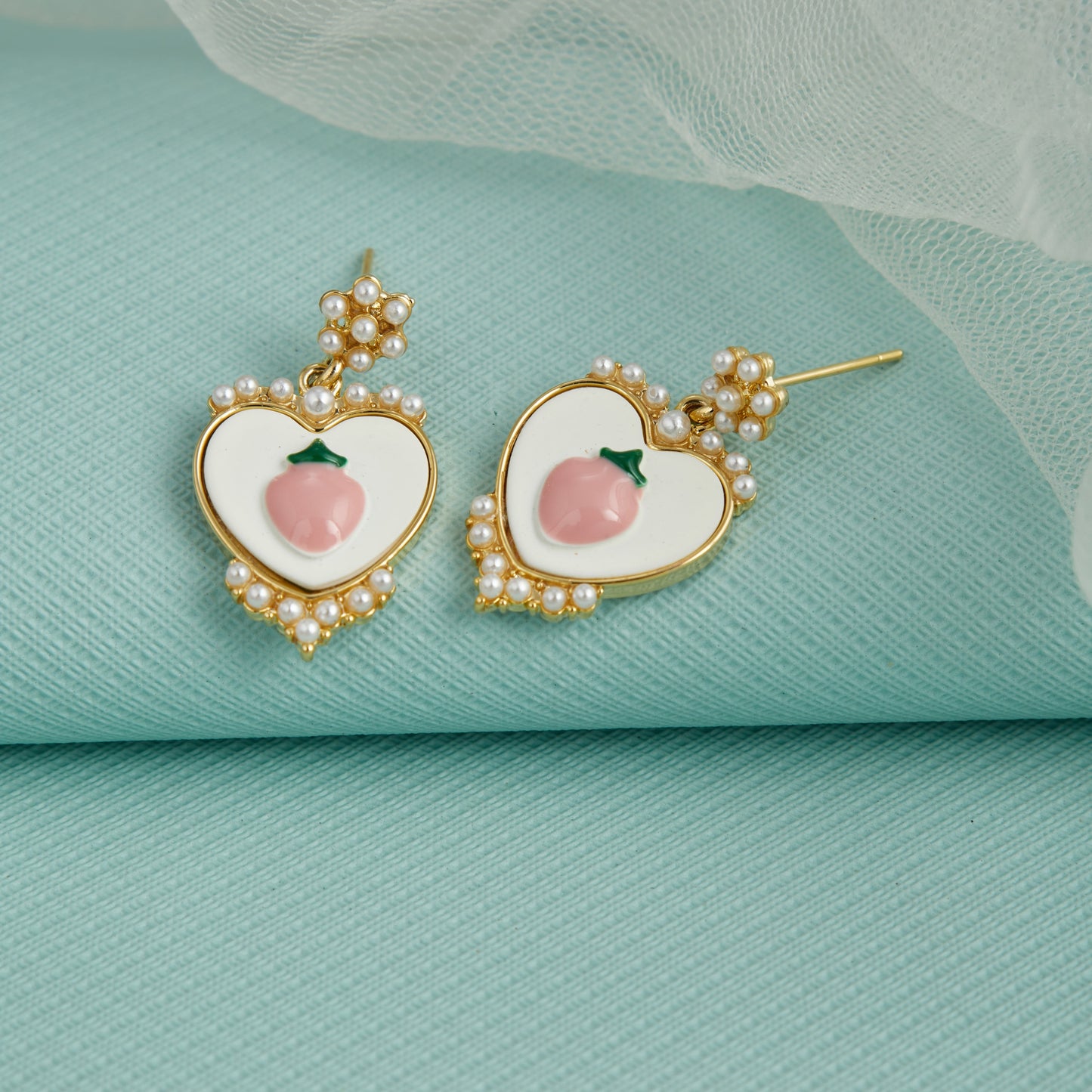 Elegant White Earrings Crafted Style with a Floral Touch