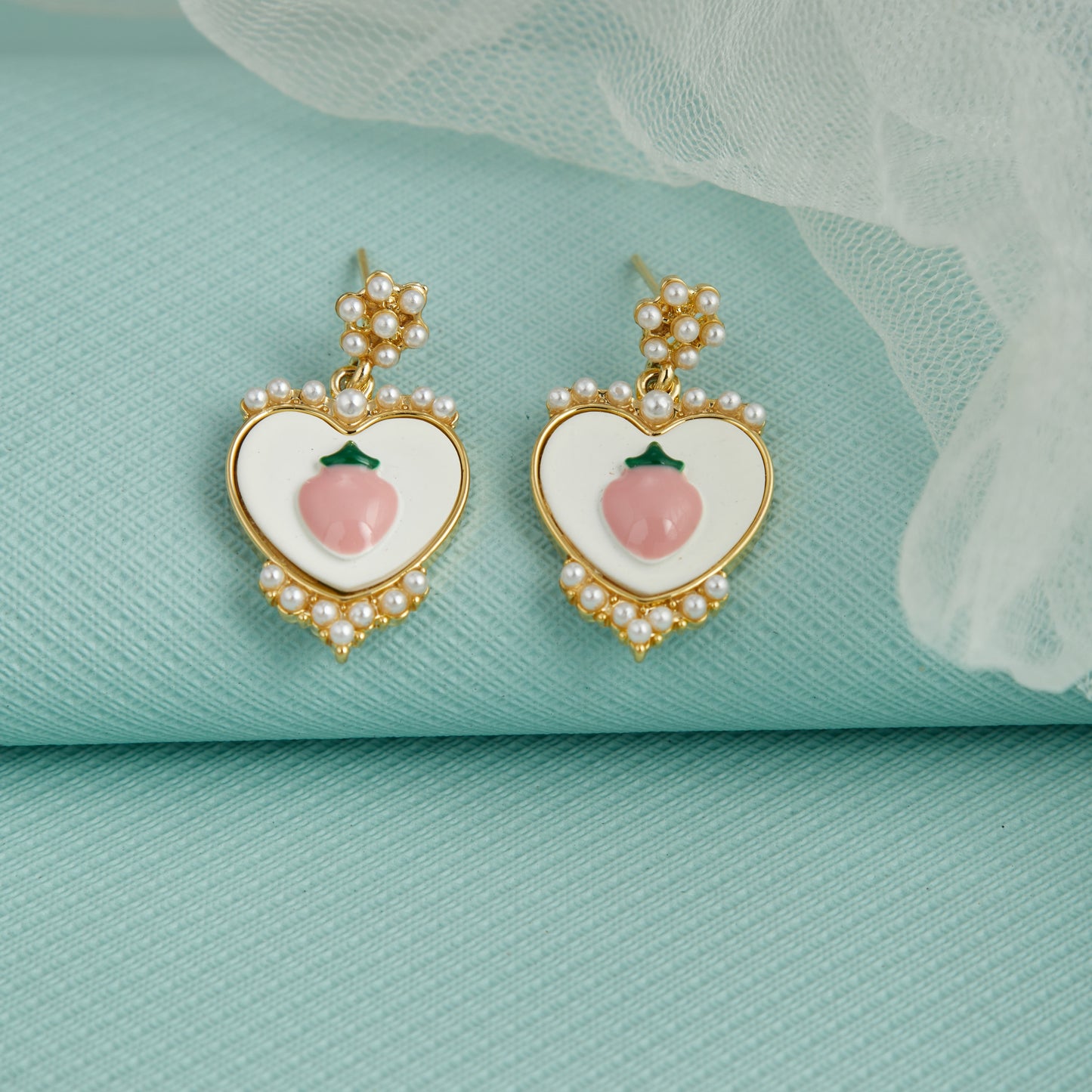 Elegant White Earrings Crafted Style with a Floral Touch