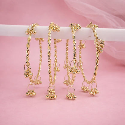 Traditional Gold Plated Rope Textured Kashmiri Bangle Set for Women | Designer Ghunghru Charm Bangles | Ethnic Kashmiri Jewellery (Set of 4)