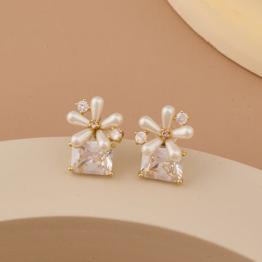 Diamond and Pearl Earrings Elegant Sophistication