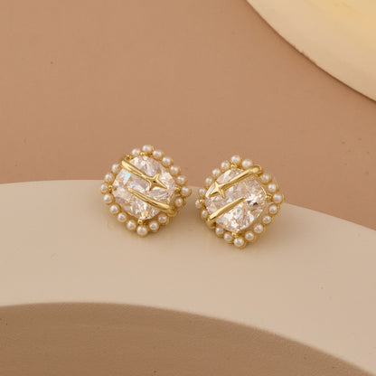Classic Pearl Elegance Earrings