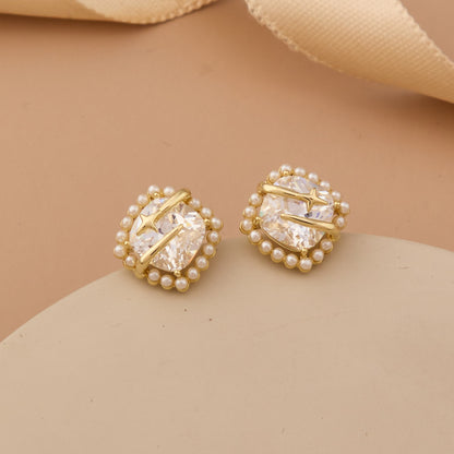 Classic Pearl Elegance Earrings