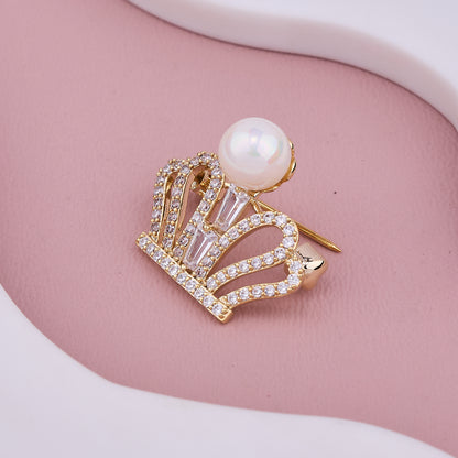 Elegant Pearl Brooch