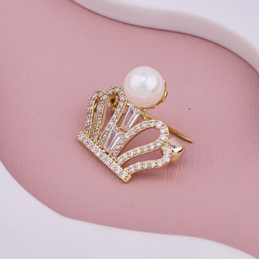 Elegant Pearl Brooch