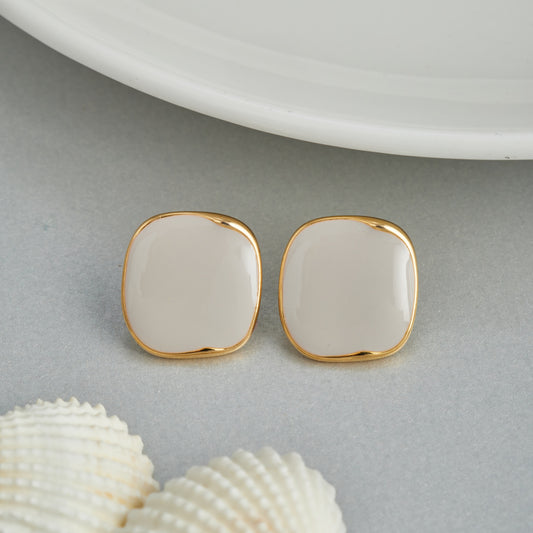 White Shell-Inspired Earrings Delicate & Natural Design