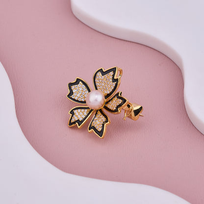 Sparkling Flower Brooch