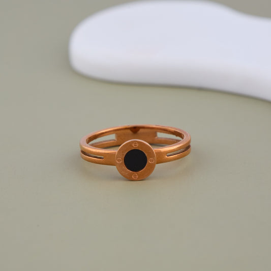 Black Circle Ring