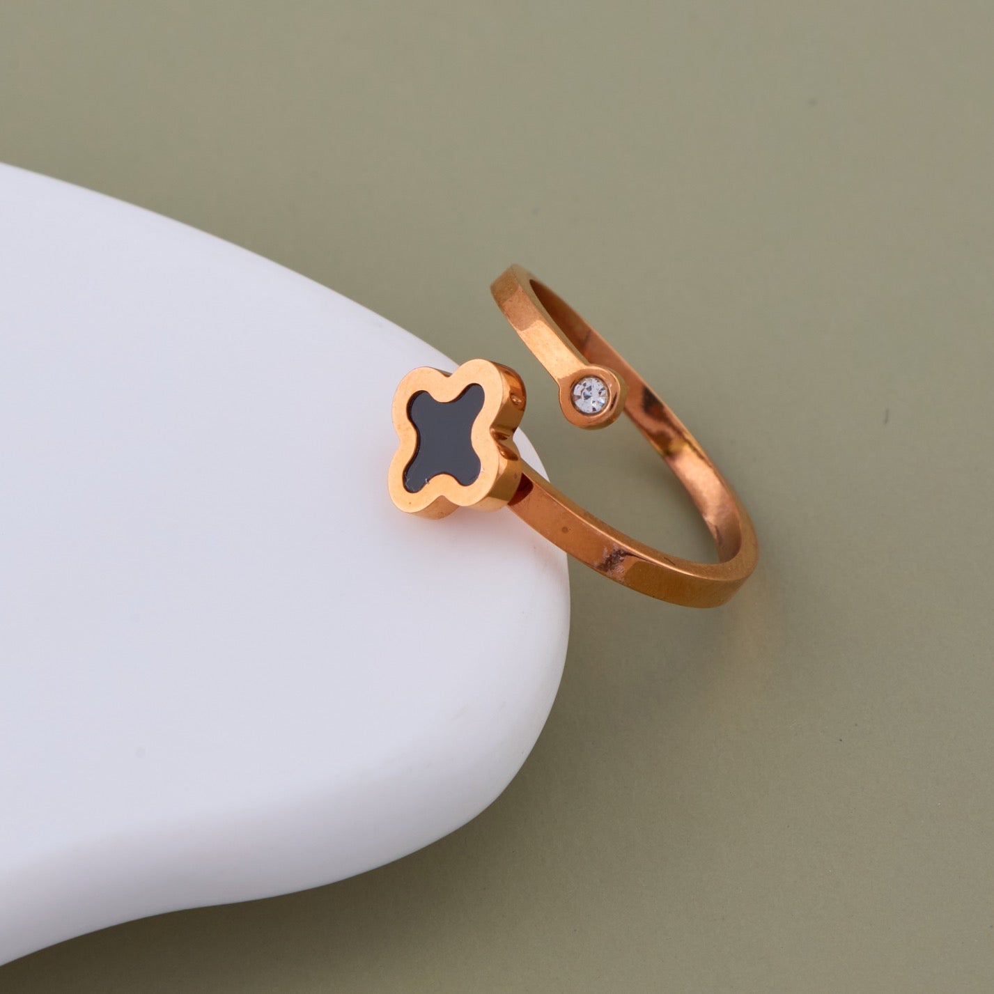 Black Clover Ring