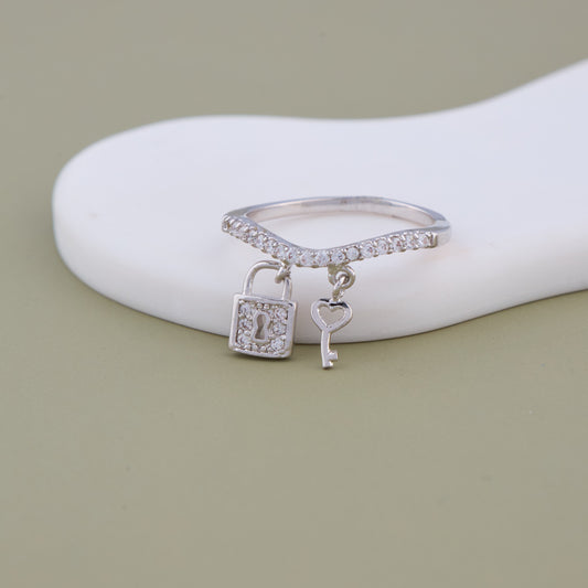 Silver Lock & Key Ring
