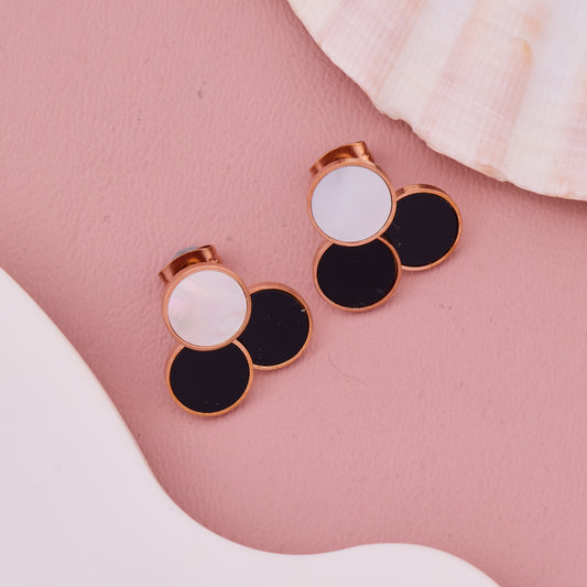 Lunar Eclipse Studs