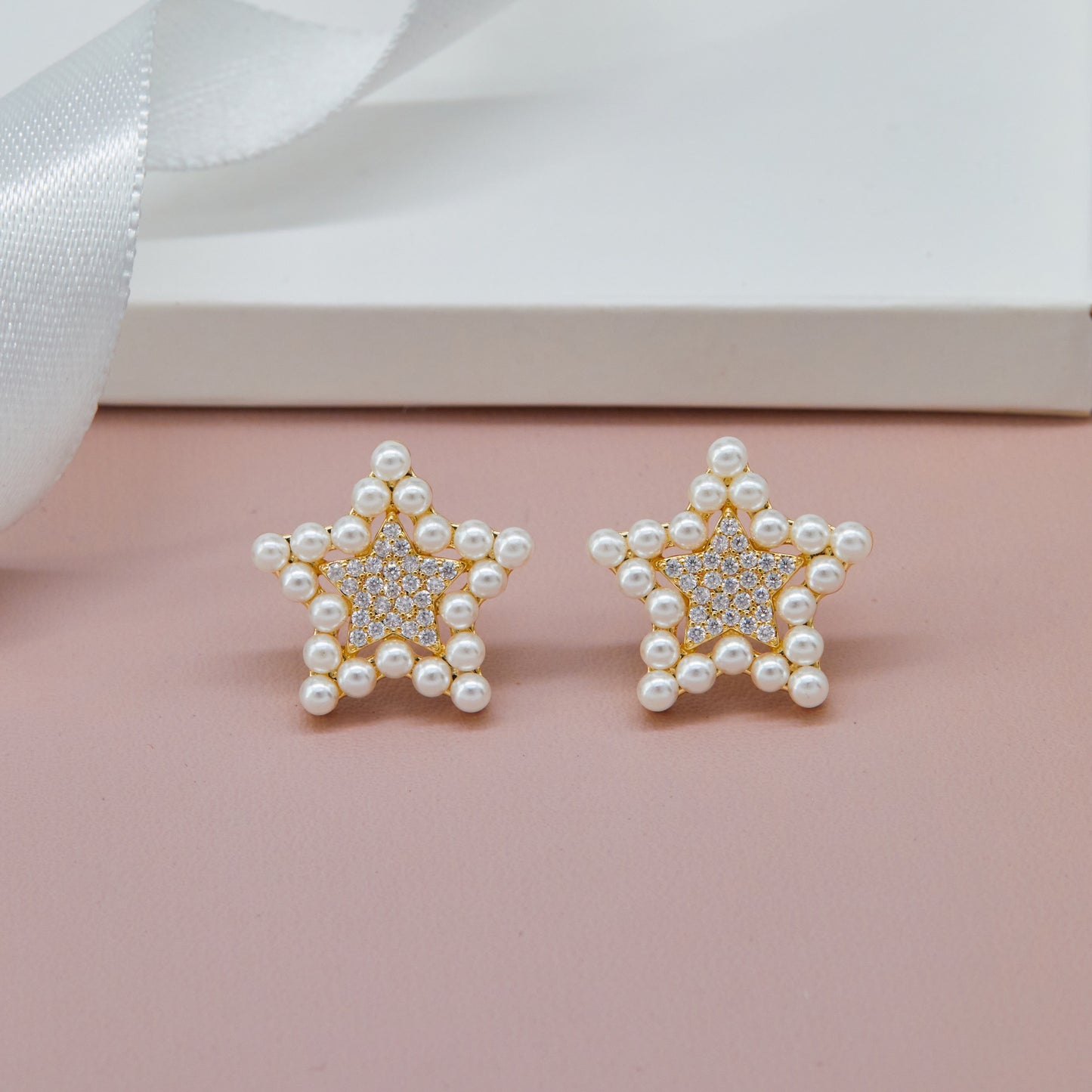 Gold Earrings with Pearls & Diamonds Exquisite Luxury & Style