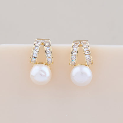 Radiant Pearl Elegance Earrings