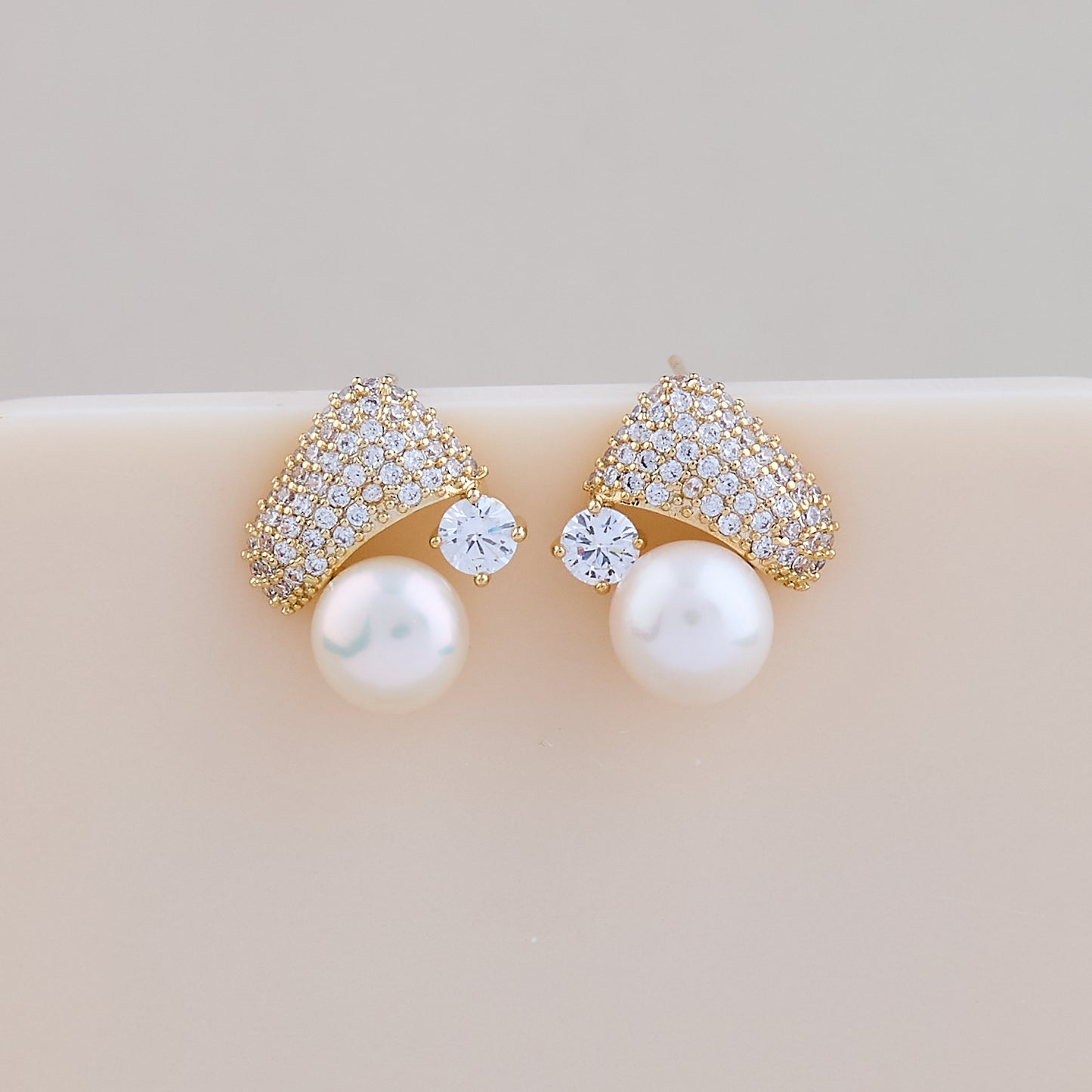 Elegant Pearl & Diamond Fan Stud Earrings