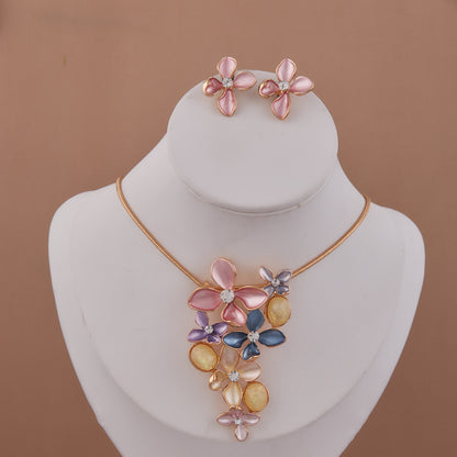 Beaded & Pearl Necklace with Earrings – Elegant Fashion Jewelry